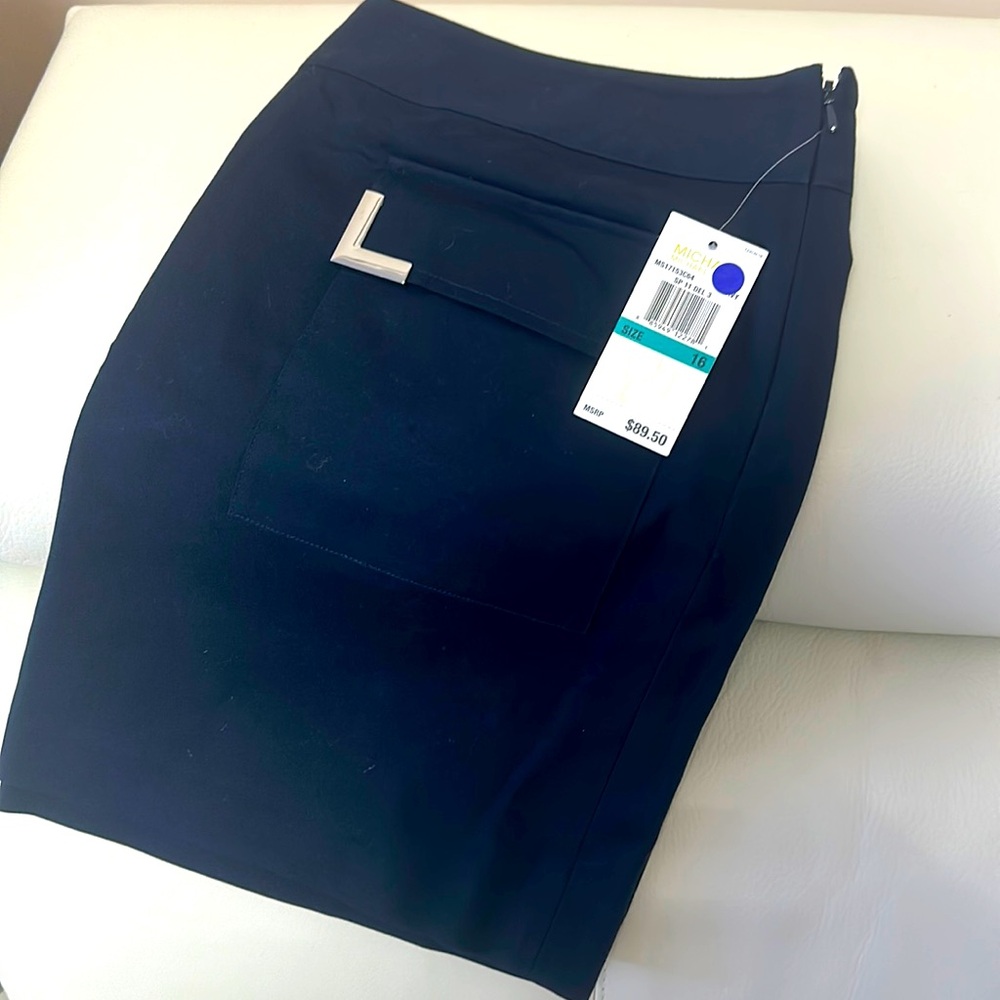 Skirt ,new with tags MK